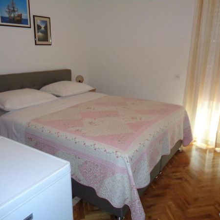 Hotel Pansion Danijela à Rogoznica  Extérieur photo