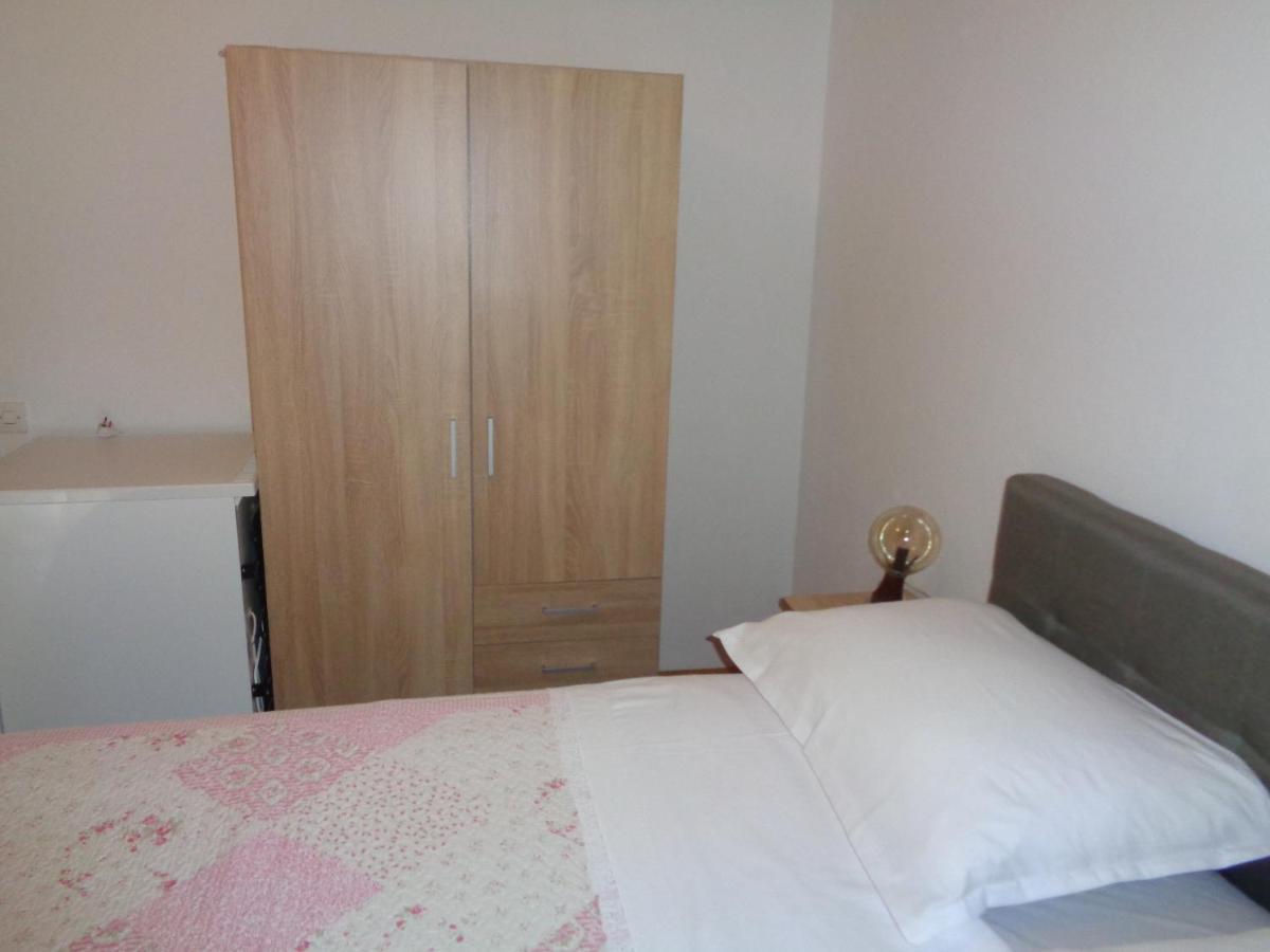 Hotel Pansion Danijela à Rogoznica  Extérieur photo