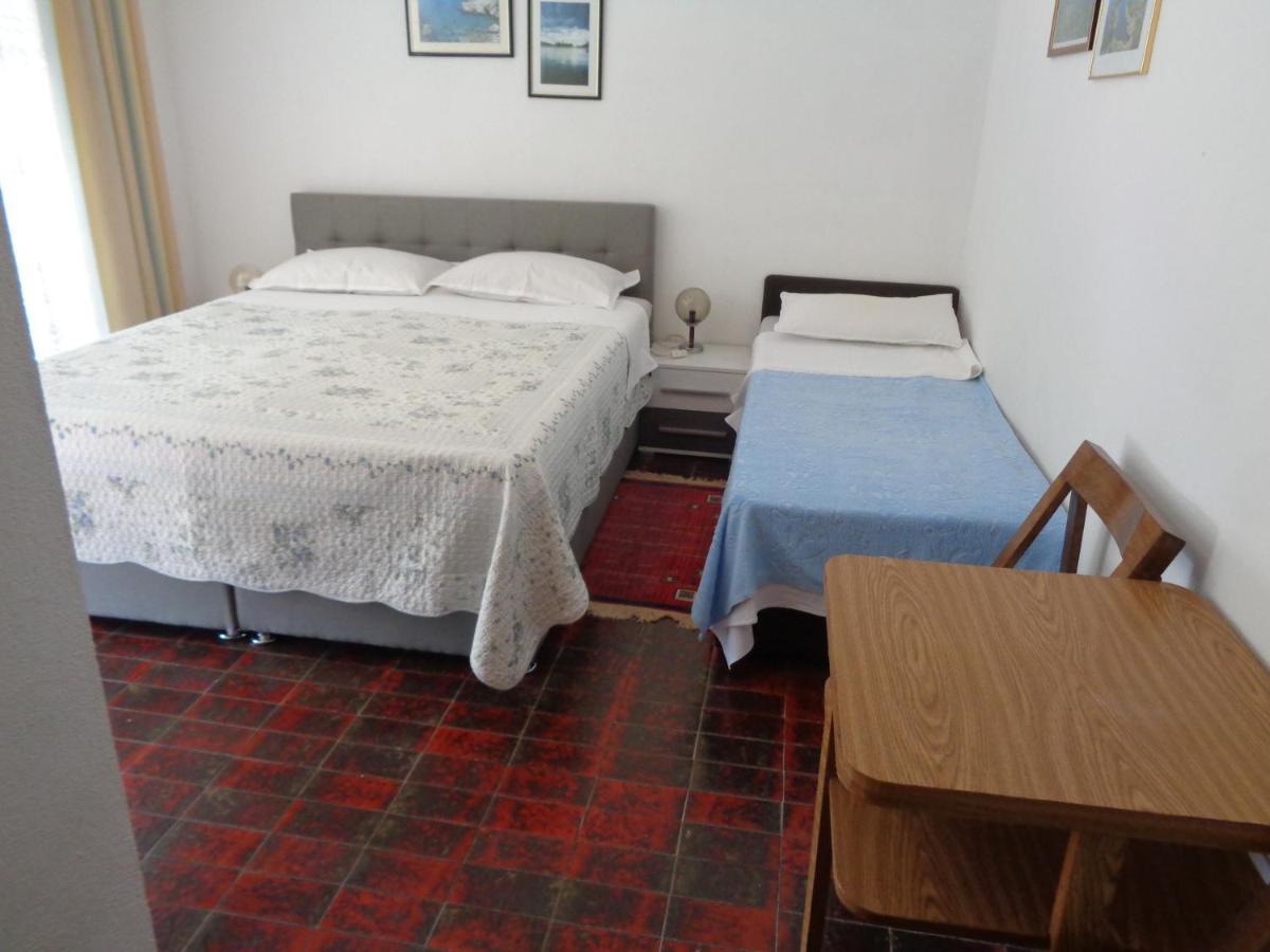 Hotel Pansion Danijela à Rogoznica  Extérieur photo