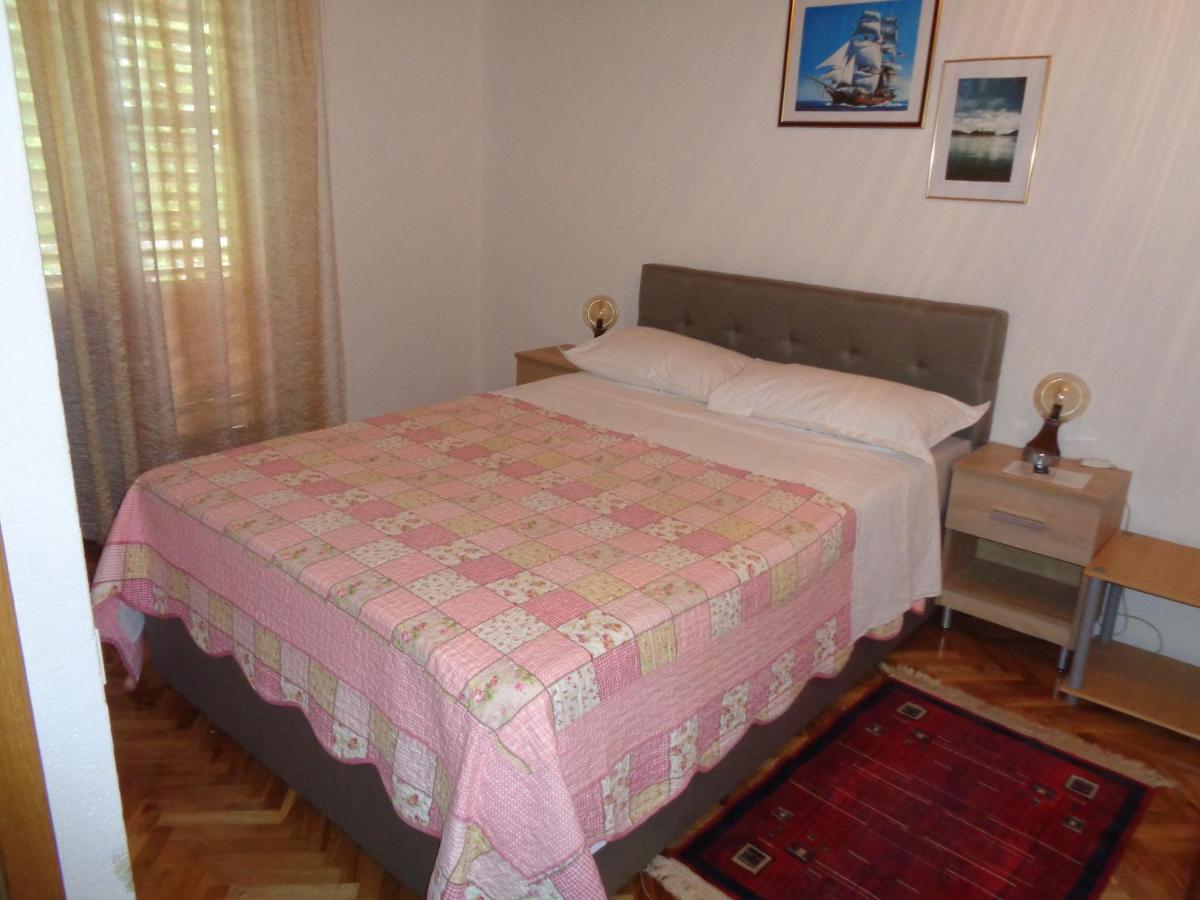 Hotel Pansion Danijela à Rogoznica  Extérieur photo