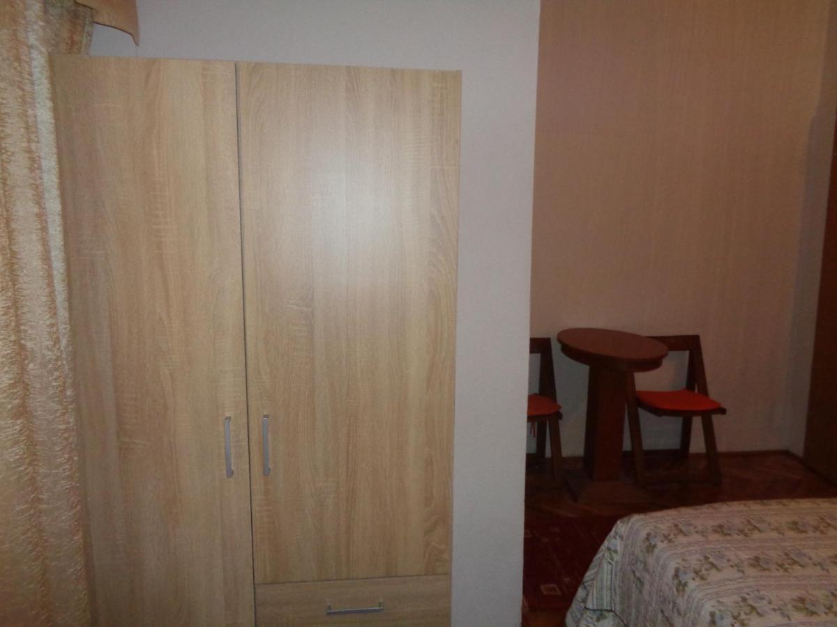 Hotel Pansion Danijela à Rogoznica  Extérieur photo