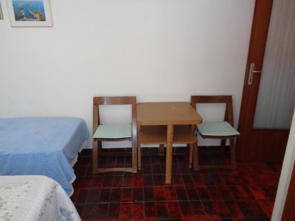 Hotel Pansion Danijela à Rogoznica  Extérieur photo
