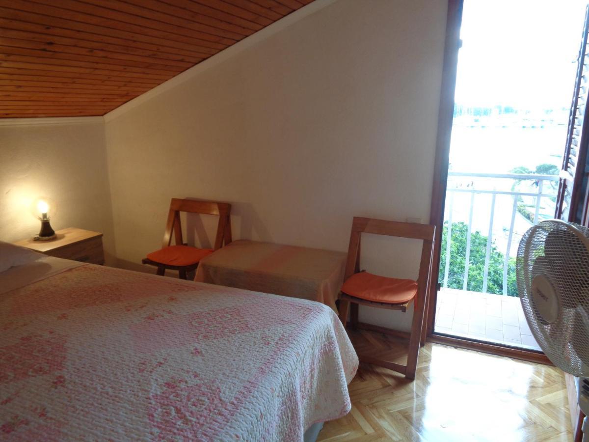 Hotel Pansion Danijela à Rogoznica  Extérieur photo
